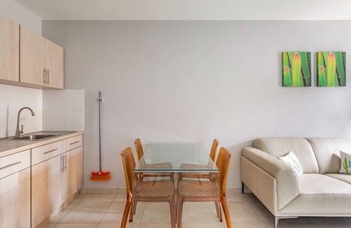 Opal Apartment | Mi Casita Apartment T1- 1BR 1BA 5 min 2 Palm Beach