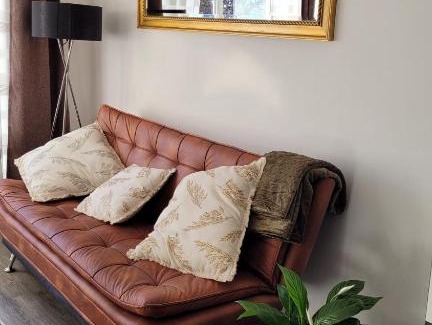 Kehl Apartment | Mia Casa
