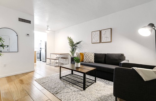 Virginia Gardens Apartment | Miami Airport 2-bedroom unit with speedy Wi-Fi/MIA - Virginia #8