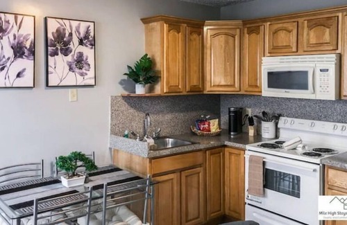 Tamiami Apartment | Miami Private Family Home Apt 1