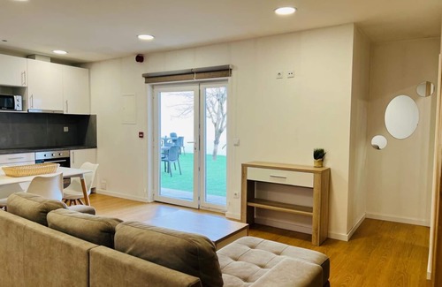 Se Nova Apartment | MiCasa Studios