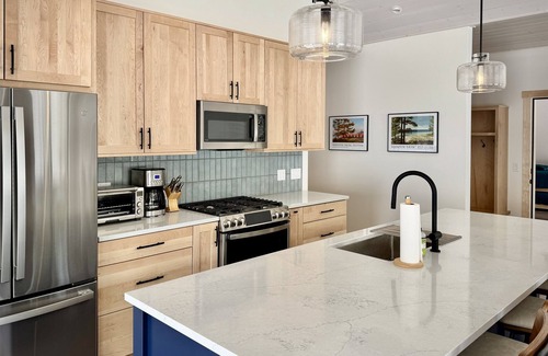 Maple City House | Michi's Base Camp: Your Dog-Friendly Escape Begins