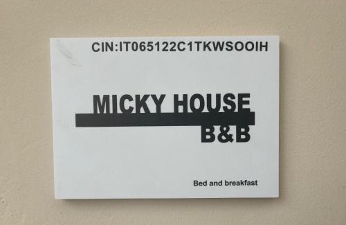 Sant'Arpino Apartment | Micky House