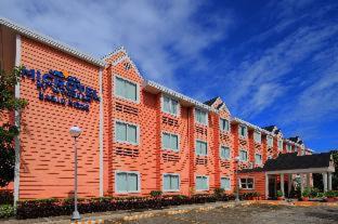 Javalera Hotel | Microtel by Wyndham Eagle Ridge