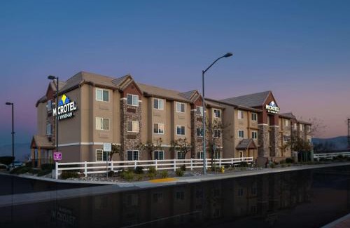 Wheeler Ridge Hotel | Microtel Inn & Suites by Wyndham Wheeler Ridge