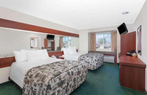 Wellton Hotel | Microtel Inn & Suites by Wyndham Wellton