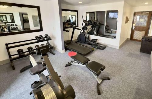 Dupont Hotel | Microtel Inn & Suites by Wyndham Denver Airport