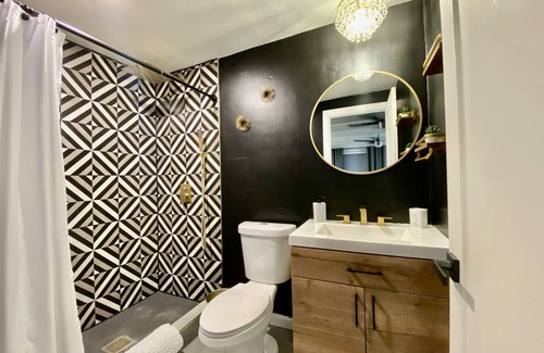 Yuma Apartment | Mid-Century Glam Studio