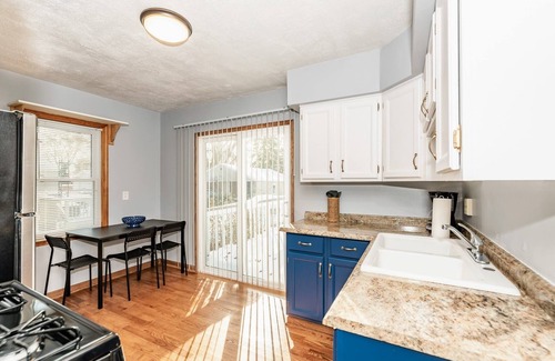 Drayton Plains House | Mid Century Modern Royal Oak House with Game Room