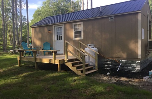 Summerlee Cottage | Mid-Century Tiny House in the heart of New River Gorge National Park