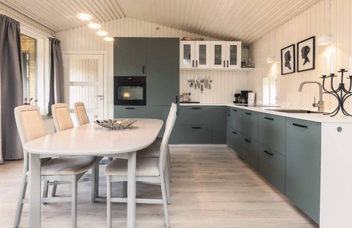 Middelfart House | Middelfart Home- nearby free waterpark access