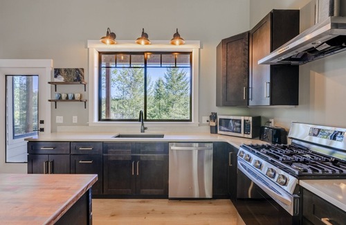 Whitefish House | Middle Fork Retreat - a 3 bedroom home near Glacier National Park!