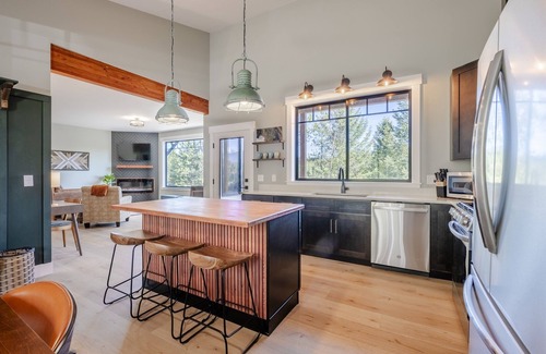 Whitefish House | Middle Fork Retreat - a 3 bedroom home near Glacier National Park!