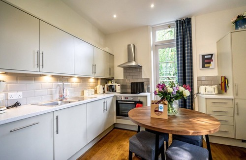 York Cottage | Middlethorpe Manor no 6 - Sleeps 4 guests in 2 bedrooms