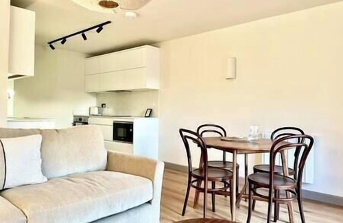 Bristol Apartment | Midland Suites- Apartment 2