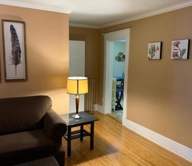 Waterford Valley Apartment | Midstream Manor Unit 7, 2 Bedroom Apartment