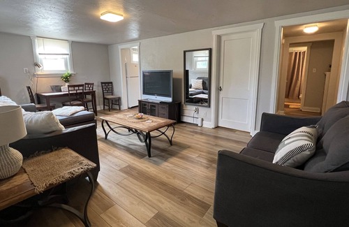 Cheyenne Apartment | Midtown Apartments on 20th - Garden Level Unit