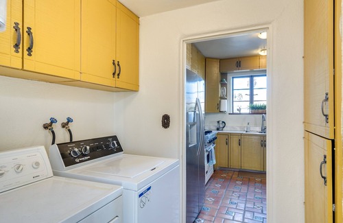 Vista Del Monte House | Midtown home with Pool Spa, fire pit, close to U of A, Restaurants, & Shopping