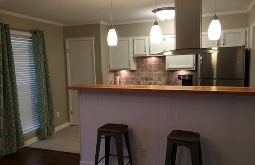 East Midtown House | Midtown-Overton Square/Cooper Young/Central Gardens #2