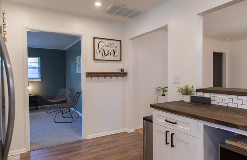Tulsa House | Midtown pool house