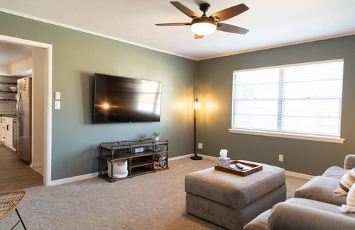 Tulsa House | Midtown pool house