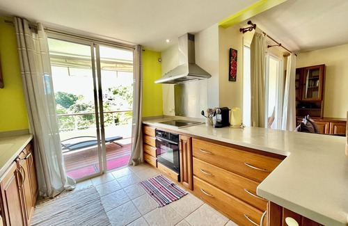 Faaa Condo | Mihimana apartment, a very quiet place with pool next to Papeete