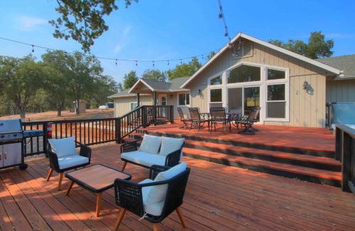 Mariposa House | Miju Meadows