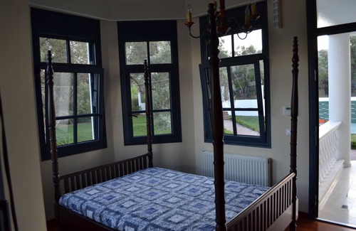 Pirgi Thermis Villa | Mikamas Villa