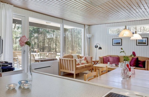 Pedersker House | "Mikkelina" - 700m from the sea by Interhome