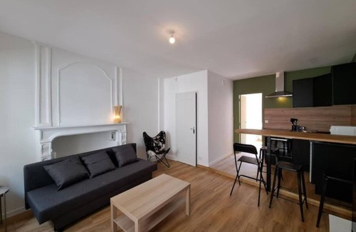 Barbatre Apartment | Milan - Au Milieu des Maisons de Champagne