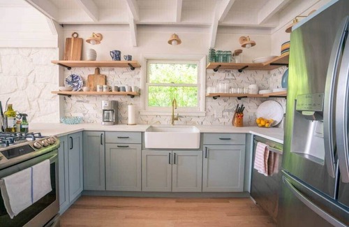 Red Hook House | Milan Hill A-Frame - Charming & Stylish near Rhinebeck