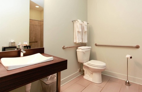 Saugatuck House | Milano Suite: This contemporary room in the center of town features a king size