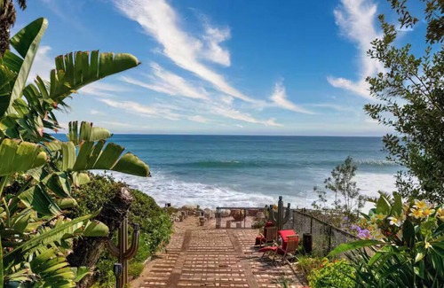 Malibu House | Miles Davis Oceanfront Retreat
