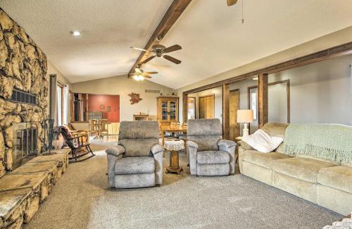 Milford House | Milford Lake Vacation Rental Walk to Beach!