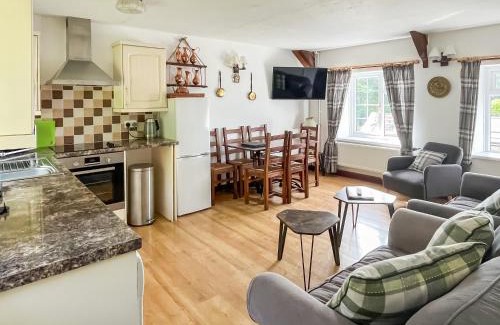 North Buckland House | Mill Cottage - Ukc3374