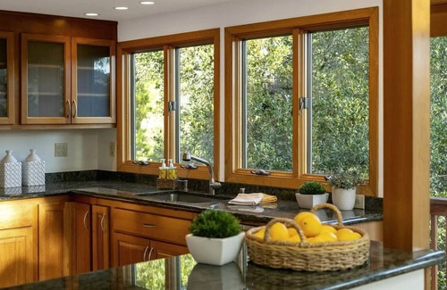 Tamalpais-Homestead Valley House | Mill Valley Chalet - Sunny & Private - Deck, Views, Putting Green, Trails, Tub