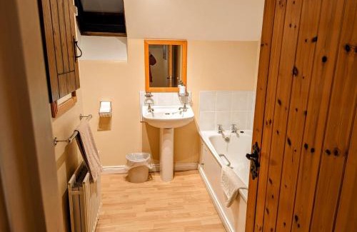 Newry House | Millers Close Holiday Cottages
