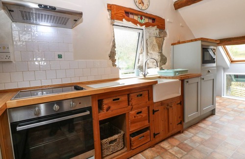 Llanrwst Cottage | MILLERS LOFT, pet friendly, character holiday cottage in Llanrwst