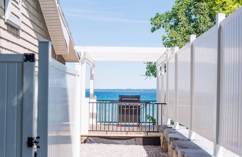 Traverse City House | Million Dollar View Bayshore Beach House