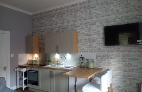 Isle Of Cumbrae Cottage | Millport Town or Country Holiday Lets