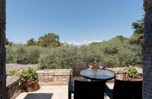 Megalos Prinos House | Millstone Summerhouse