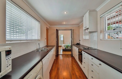 Cape Town House | Milnerton Oak Lodge