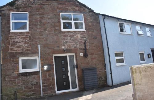 Egremont Apartment | Milo's place is a home from home