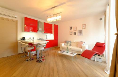 Milano Marittima Apartment | MIMA61 - Appartamento con piscina, giardino e posti auto a 50mt dal centro
