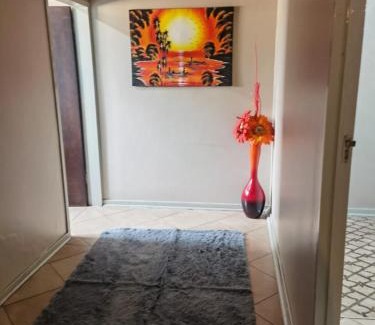 Greater Johannesburg Metropolitan Area Hotel | Mimosa's @ 44