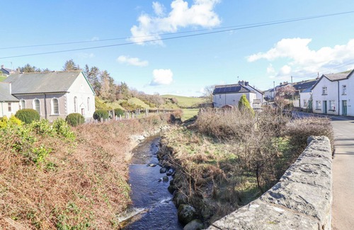 Abergele Cottage | MINFFORDD, family friendly, with open fire in Betws-Y-Coed