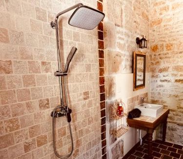 Sainte-Gemme-la-Plaine House | Mini gîte royal