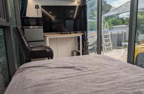 Seybold House | Mini Home Oasis II