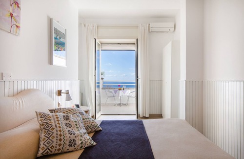 Pozzuoli Hotel | Mini Hotel