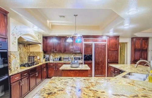 Enterprise House | Mini mansion luxury living